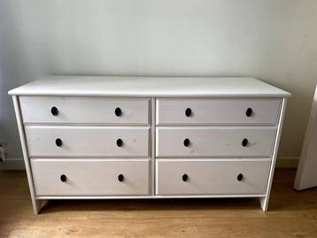 Nice White Dresser/mooi wit dressoir beschikbaar voor biedingen