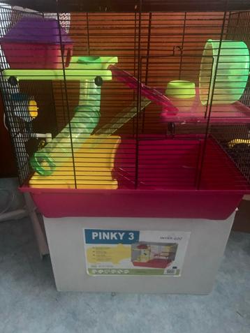 Hamsterkooi zgan!! Roze beschikbaar voor biedingen