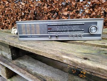 vintage antieke radio intel garda 111 beschikbaar voor biedingen