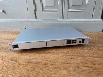 UniFi Dream Machine Pro + 8tb Seagate HDD (NIEUW) beschikbaar voor biedingen