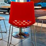 Calligaris eettafel + stoelen oranje / wit, Huis en Inrichting, Complete eetkamers, Ophalen, Zo goed als nieuw