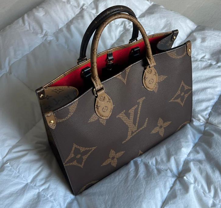 Louis Vuitton OnTheGo MM, Sieraden, Tassen en Uiterlijk, Tassen | Damestassen, Zo goed als nieuw, Handtas, Bruin, Ophalen of Verzenden