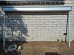 Zonnescherm electrisch bedienbaar aluminium gesloten casette, Ophalen, Gebruikt, Elektrisch, Minder dan 250 cm