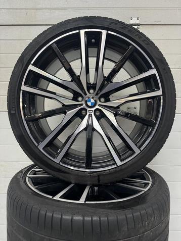 DEMO 22’’ BMW X5 X6 G05 G06 VELGEN ZOMERBANDEN ORIG SET TPMS beschikbaar voor biedingen