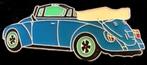 Volkswagen Kever cabrio pin- lichtblauw 2, Verzamelen, Speldjes, Pins en Buttons, Verzenden, Nieuw, Transport, Speldje of Pin