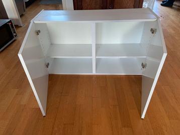 Boven keukenkast wit beschikbaar voor biedingen