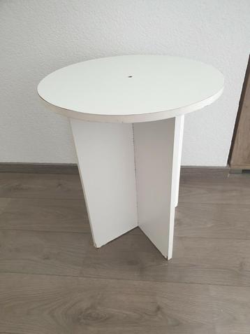 Witte ronde tafel 