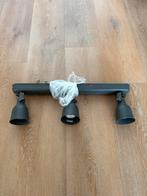 IKEA Hektar Plafondlamp 3 Spots, Huis en Inrichting, Lampen | Plafondlampen, Ophalen, Zo goed als nieuw, Metaal