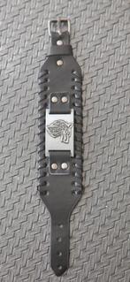 Leren heren armband met metalen wolf afbeelding, Ophalen of Verzenden, Nieuw, Zwart, Leer