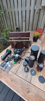 Analoge Olympus OM 10 met lenzen en toebehoren, Audio, Tv en Foto, Fotocamera's Analoog, Ophalen of Verzenden, Spiegelreflex