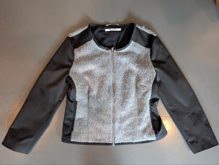 Vanilia Blazer - mt 38 - ongedragen, Kleding | Dames, Jasjes, Kostuums en Pakken, Nieuw, Jasje, Maat 38/40 (M), Zwart, Ophalen of Verzenden