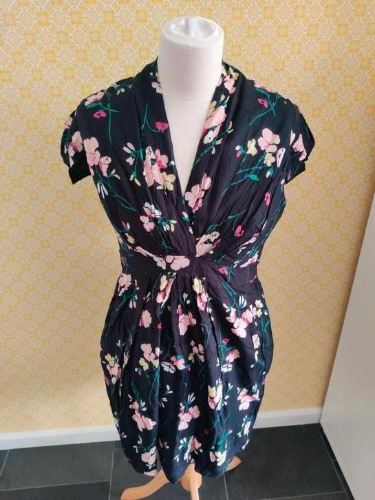 jurk dames Emily and Finn L, Kleding | Dames, Jurken, Gedragen, Onder de knie, Ophalen of Verzenden