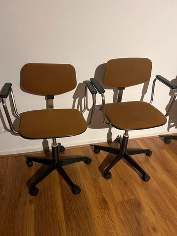 Vintage Bruine Bureaustoelen - Set van 2 beschikbaar voor biedingen