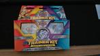 Pokemon trainerkit XY pikachu libre & suicune, Ophalen of Verzenden, Zo goed als nieuw, Foil