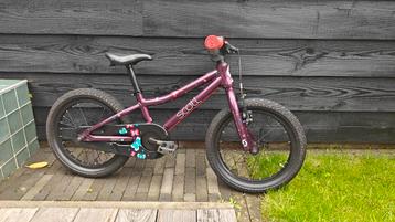 Scott Contessa 16 inch.  beschikbaar voor biedingen