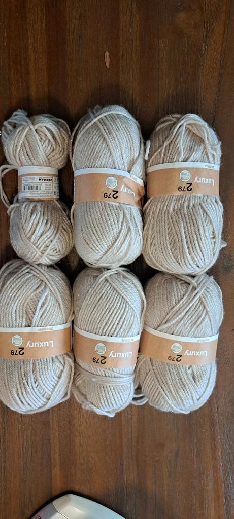 Luxury Zeeman Garen - 5 Bollen, Hobby en Vrije tijd, Breien en Haken, Nieuw, Breien of Haken, Wol of Garen, Ophalen of Verzenden