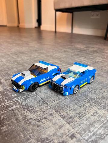 LEGO CITY politie auto’s - LEGO set 60312 en LEGO set 60242 beschikbaar voor biedingen