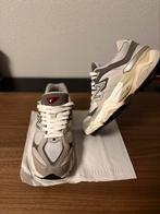 New balance 9060, Ophalen of Verzenden, Zo goed als nieuw, Sneakers of Gympen