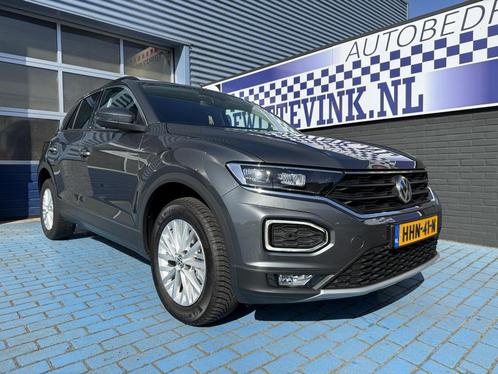 Volkswagen T-Roc 1.5 TSI ADAP CRUISE NAVI PDC ALL SEASON, Auto's, Volkswagen, Te koop, T-Roc, Adaptive Cruise Control, Airbags