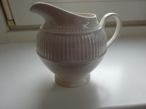 WEDGWOOD WINDSOR MELKKANNETJE NIEUW, Huis en Inrichting, Keuken | Servies, Nieuw, Overige typen, Wedgwood, Porselein, Ophalen of Verzenden