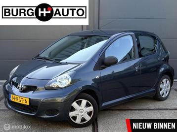 Toyota Aygo 1.0-12V Now 5 deurs - AIRCO - RADIO/CD - EL. RAM beschikbaar voor biedingen