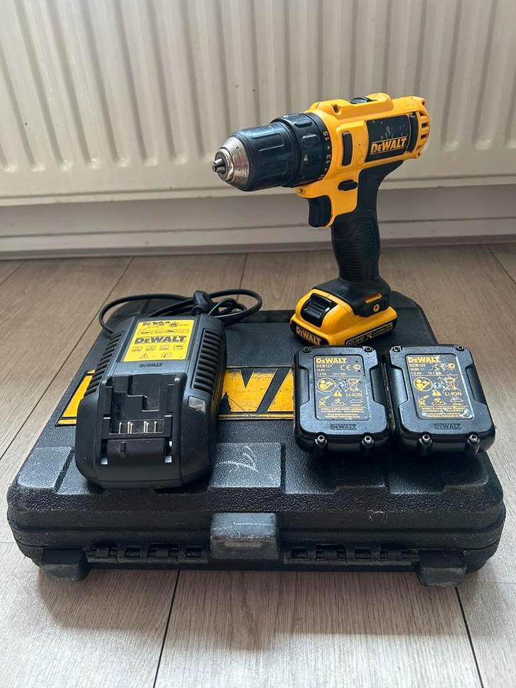 Dewalt DCD710 Accu Boormachine 10,8V 3 LI-ION accu’s, Doe-het-zelf en Verbouw, Gereedschap | Boormachines, Gebruikt, Boormachine