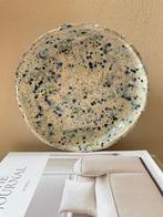 BLUE COSMIC Dots Klei Slab Built Ronde Fruitschaal Wabi Sabi, Ophalen of Verzenden, Gebruikt