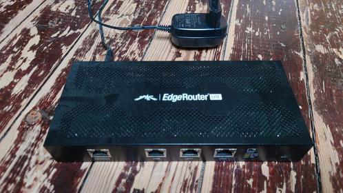 EdgeRouter Lite, Computers en Software, Routers en Modems, Zo goed als nieuw, Ophalen of Verzenden