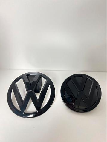 Hoogglans zwarte logo’s VW Golf 7 beschikbaar voor biedingen