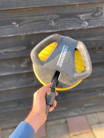 Karcher terrasborstel beschikbaar voor biedingen