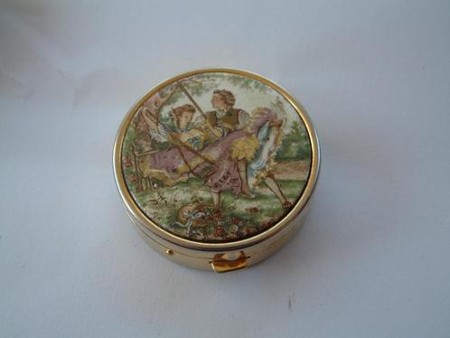 prachtig oud jaren 60 pillendoosje limoges, Verzamelen, Overige Verzamelen, Ophalen of Verzenden