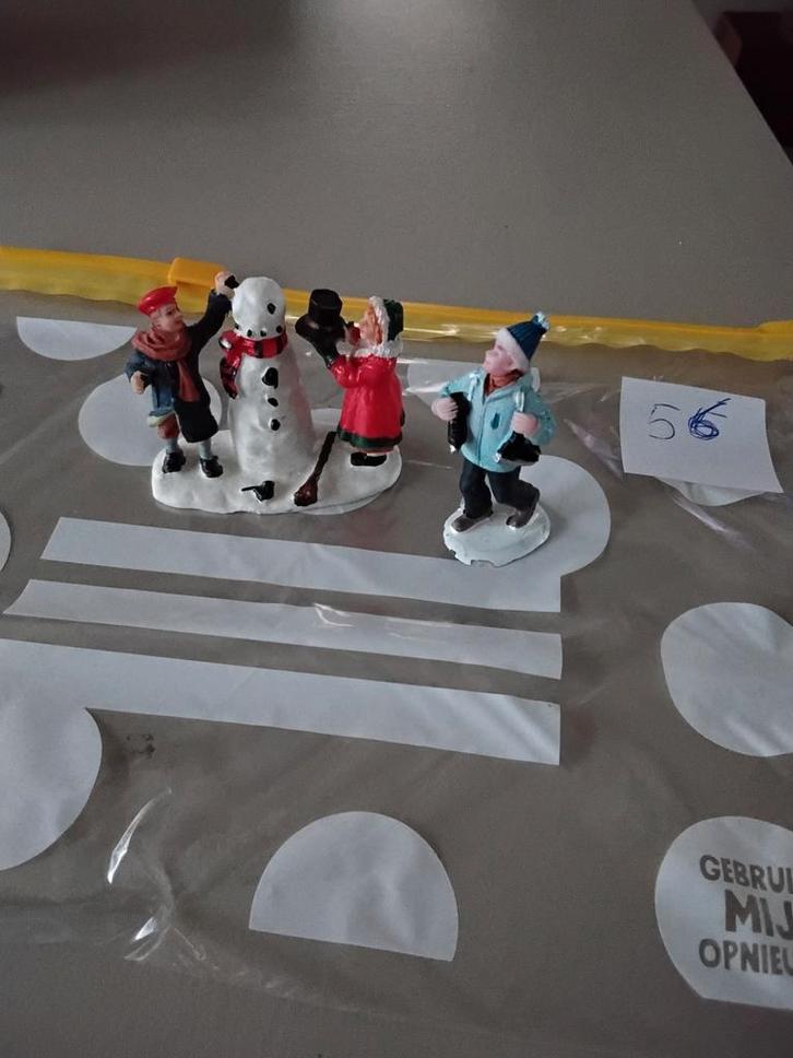 Kerstgroep met kinderen en sneeuwpop ALLEEN OPHALEN, Diversen, Kerst, Gebruikt, Ophalen of Verzenden