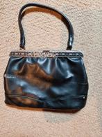 RETRO/VINTAGE ZWARTE LEREN HANDTAS MET MOOIE  KNIPSLUITING, Sieraden, Tassen en Uiterlijk, Tassen | Schoudertassen, Overige merken