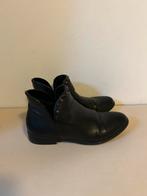 Bata zwarte korte laarsjes maat 37, Zwart, Lage of Enkellaarzen, Ophalen of Verzenden, Bata