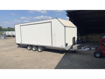 XL Gesloten Autotransporter Racetrailer 2024 beschikbaar voor biedingen