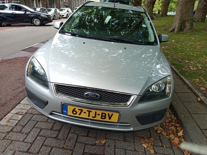 Ford Focus 1.6 74KW Wagon 2006 Grijs, Auto's, Ford, Particulier, Focus, Airconditioning, Centrale vergrendeling, Climate control