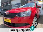 Skoda Fabia Combi 1.0 MPI Active met navigatie en bluetooth, Stof, Gebruikt, Origineel Nederlands, 39 €/maand