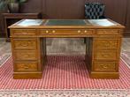 Klassiek Engels bureau #528, Huis en Inrichting, Bureaus, Ophalen of Verzenden, Zo goed als nieuw, Bureau