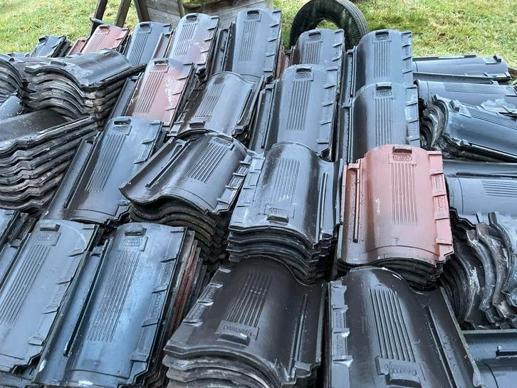 Gebruikte Van Oordt Dakpannen - 95m2 - Zwart/Donkergrijs, Doe-het-zelf en Verbouw, Dakpannen en Dakbedekking, Gebruikt, Dakpannen