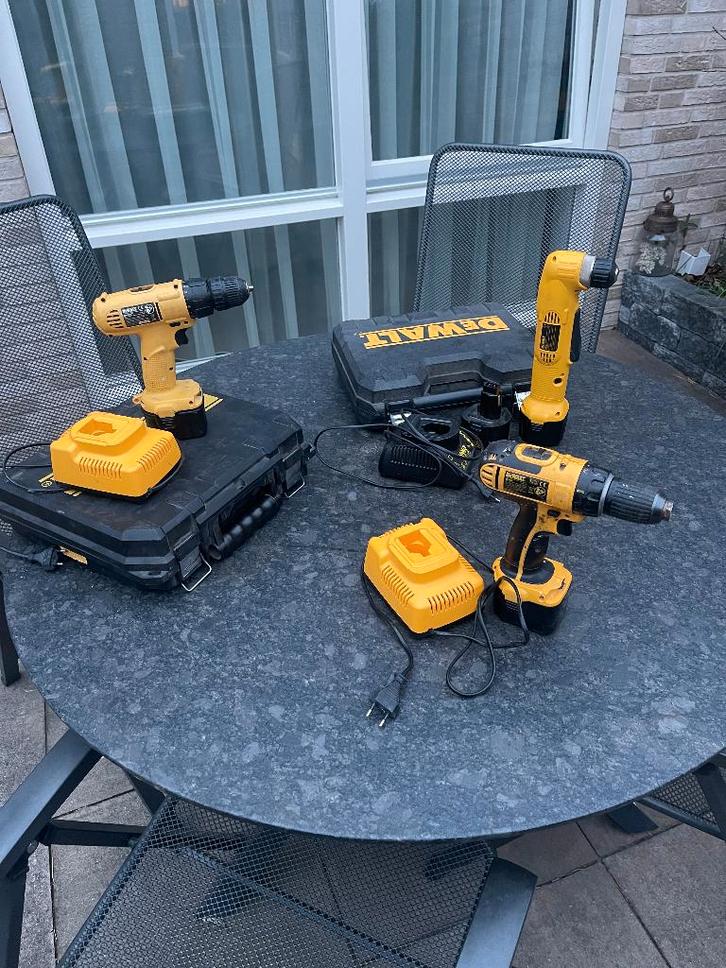 Dewalt boormachines 3 stuks met accu's en koffers, Doe-het-zelf en Verbouw, Gereedschap | Boormachines, Gebruikt, Boor- en Schroefmachine