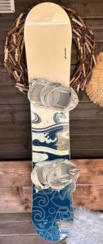 Crazy Creek 147 Snowboard met Bindingen, Sport en Fitness, Snowboarden, Ophalen of Verzenden, Zo goed als nieuw, Board