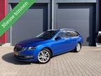 Skoda Octavia Combi 1.0 TSI /Memory seats/ Trekhaak/ Stoelv, Auto's, Stof, Euro 6, Met garantie (alle), Blauw