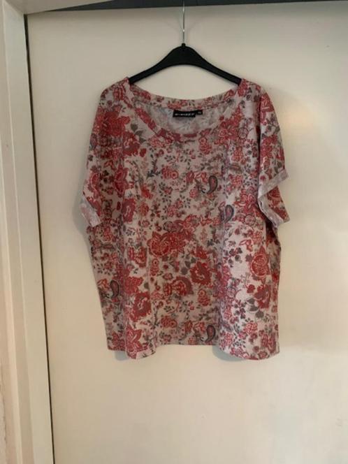 Meerkleurige T-shirt van 2-bizzy. Maat XS, Kleding | Dames, T-shirts, Zo goed als nieuw, Maat 34 (XS) of kleiner, Overige kleuren