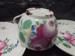 Vintage Kop en Schotels met Bloemmotieven, Ophalen of Verzenden