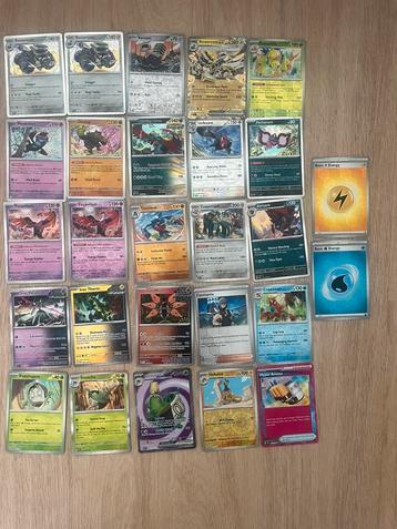 Diverse Pokémon kaarten holo, reverse en EX (TWM, SFA, TEF) beschikbaar voor biedingen
