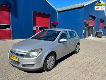 Opel Astra 1.6 Essentia Airco beschikbaar voor biedingen