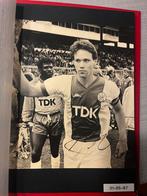 Gesigneerde persfoto Marco van Basten afscheid 1987, Verzamelen, Ophalen of Verzenden, Gebruikt, Ajax, Poster, Plaatje of Sticker