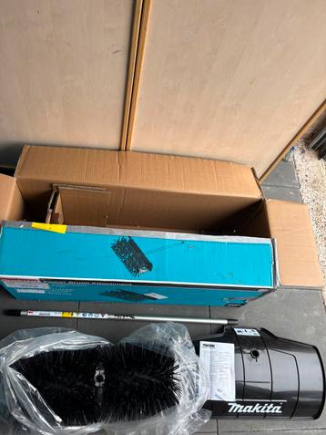 Makita 199318-5 rolborstel opzetstuk BR400MP - 60cm  nieuw beschikbaar voor biedingen