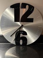 Karlsson Wandklok - Modern Design, Huis en Inrichting, Ophalen, Zo goed als nieuw, Analoog, Wandklok