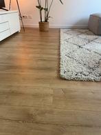 Mooi 8mm laminaat eikenhouten kleur - 65m2, Doe-het-zelf en Verbouw, Vloerdelen en Plavuizen, Ophalen, 50 tot 150 cm, Zo goed als nieuw